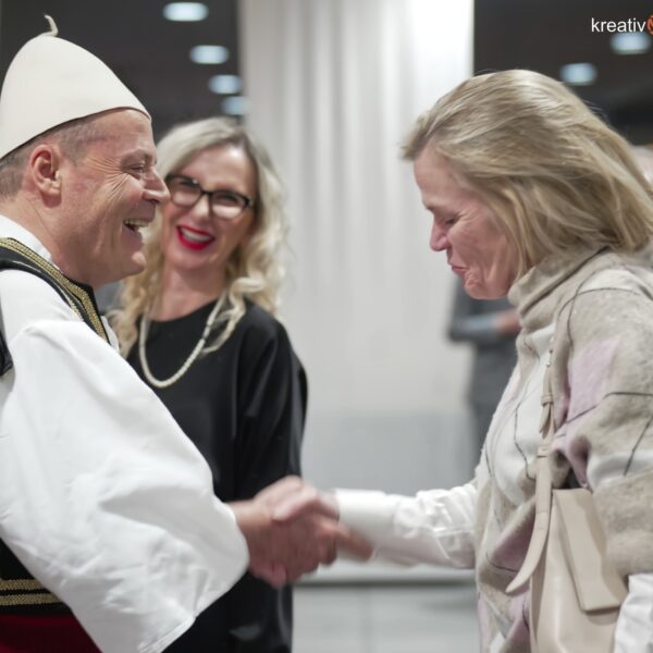 AmbasadaAL2_1 AmbasadaAL2 1